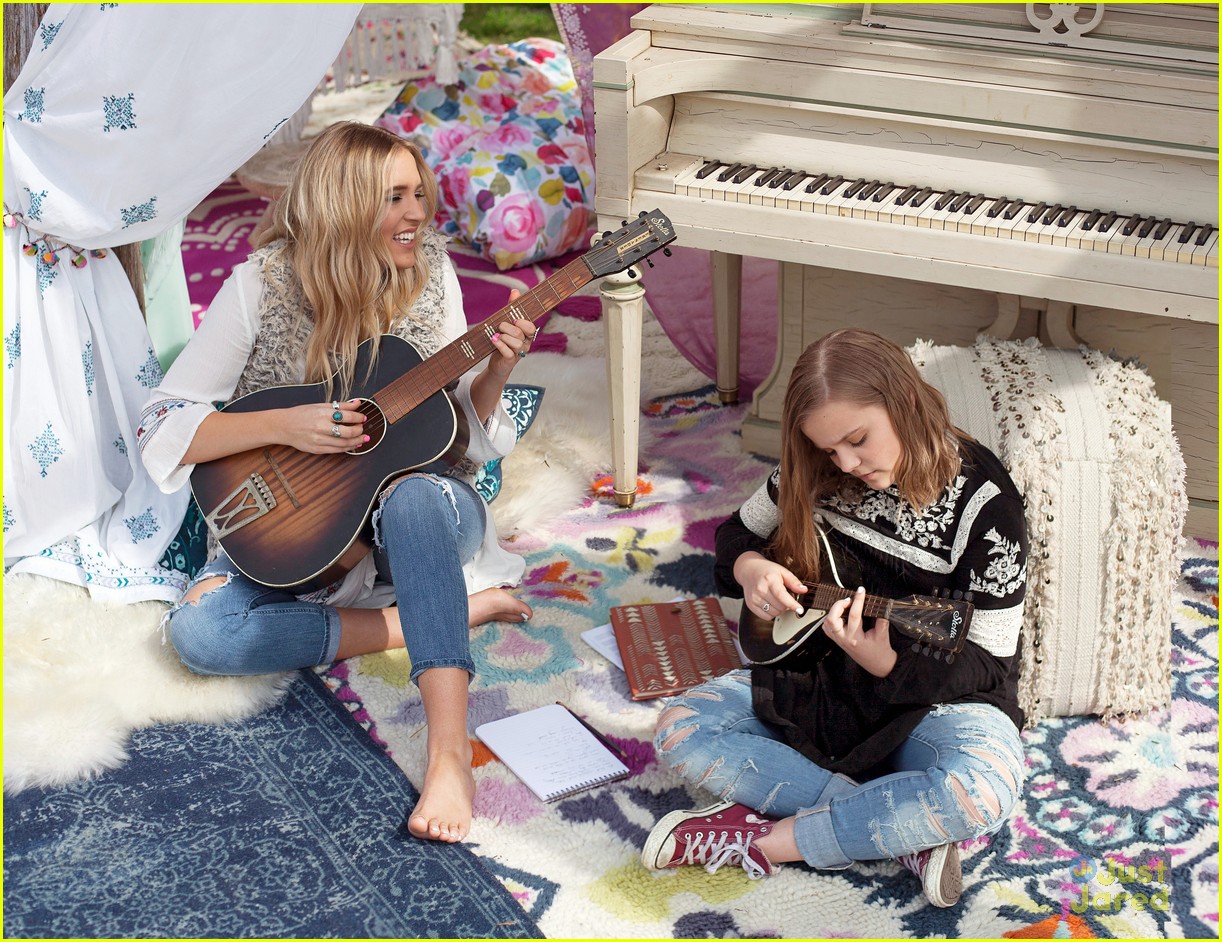 Lennon & Maisy Launch Gorgeous PBteen Room Collection - See It Here!