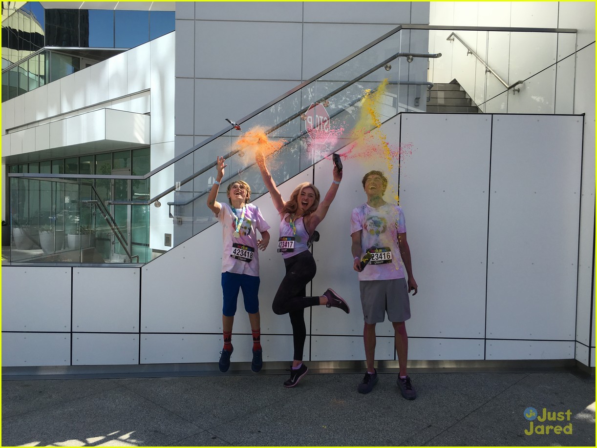 Peyton & Spencer List Participate in a Color Run!