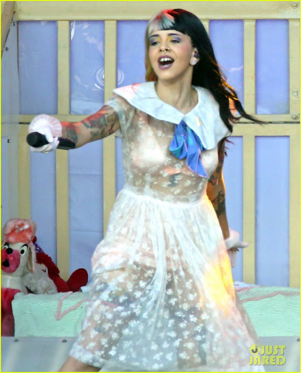 Melanie Martinez Performs 'Pity Party' on 'Kimmel' (Video)