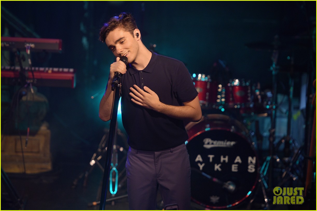 Nathan Sykes Announces Title of Debut Solo Album - 'Unfinished Business'