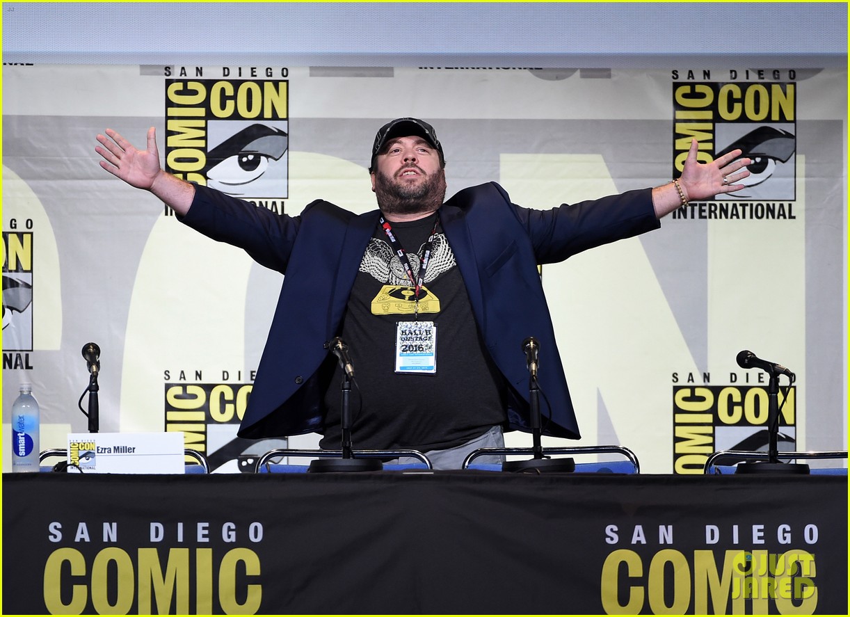 'Fantastic Beasts' Fans Get Big Comic-Con Surprise from Eddie Redmayne!