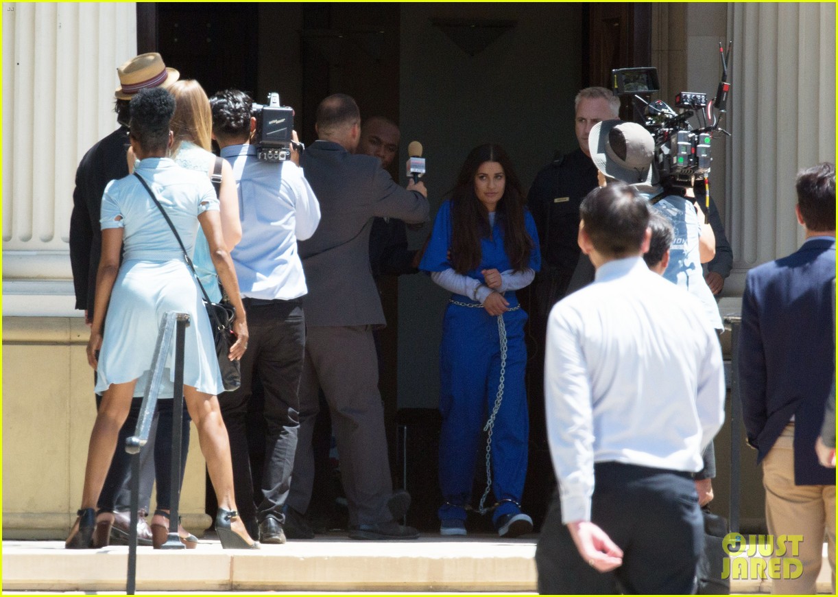 Emma Roberts Returns to Set of 'Scream Queens' Season 2!