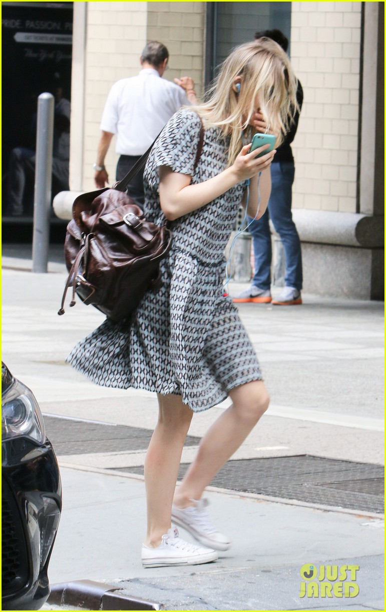 Saoirse Ronan Was 'Born To Be On The Stage', Crucible Director Says