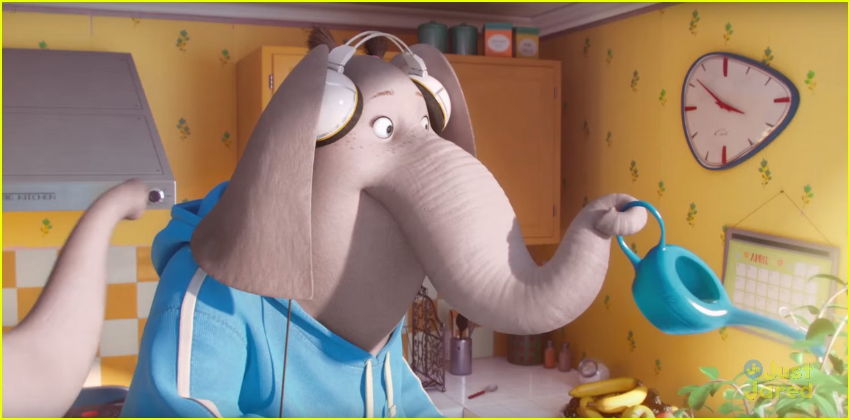 Taron Egerton & Tori Kelly Sing Their Hearts Out In New 'Sing' Trailer - Watch Now!