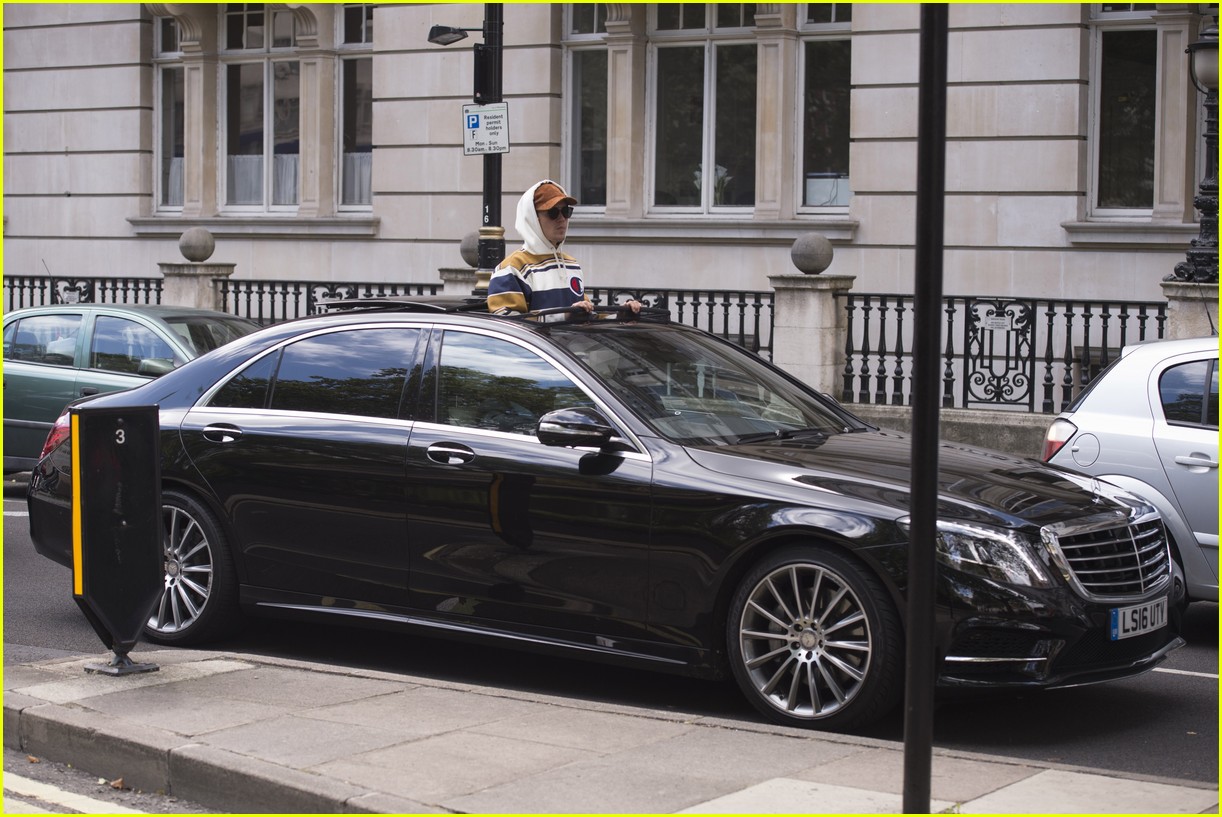 Justin Bieber Hangs with Bronte Blampied: I'm 'Loving London'