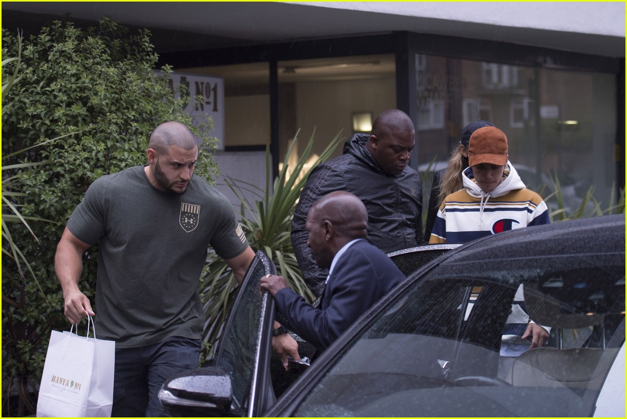 Justin Bieber Hangs with Bronte Blampied: I'm 'Loving London'