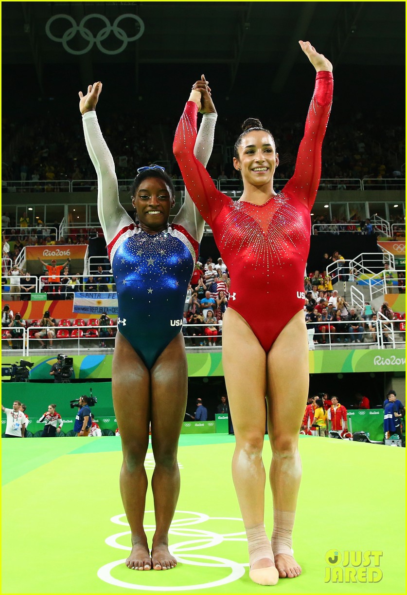 Simone Biles & Aly Raisman Take the Top Spots During Gymnastics Floor Exercise