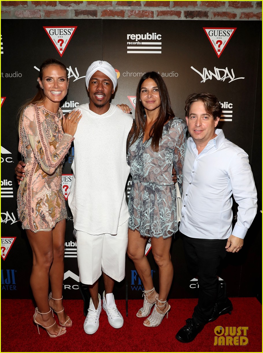 Hailee Steinfeld, Hailey Baldwin & Holland Roden Celebrate At Republic Records MTV VMAs After Party!