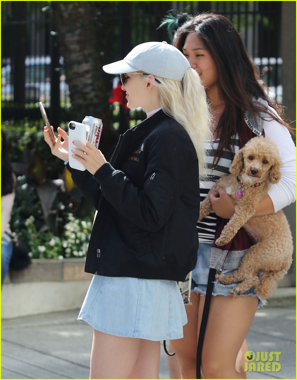 Dove Cameron & Mitchell Hope Grab Breakfast Together in Vancouver