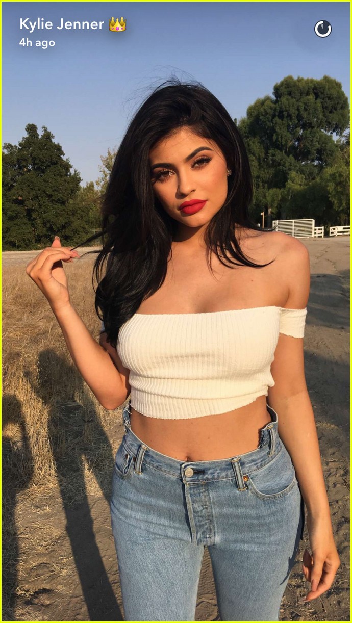Kylie Jenner Does a Twitter Q&A About Her Breasts