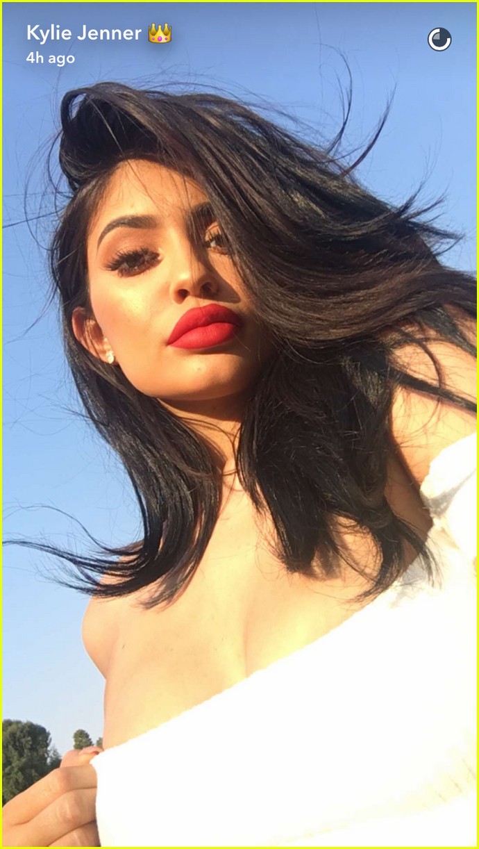 Kylie Jenner Does a Twitter Q&A About Her Breasts