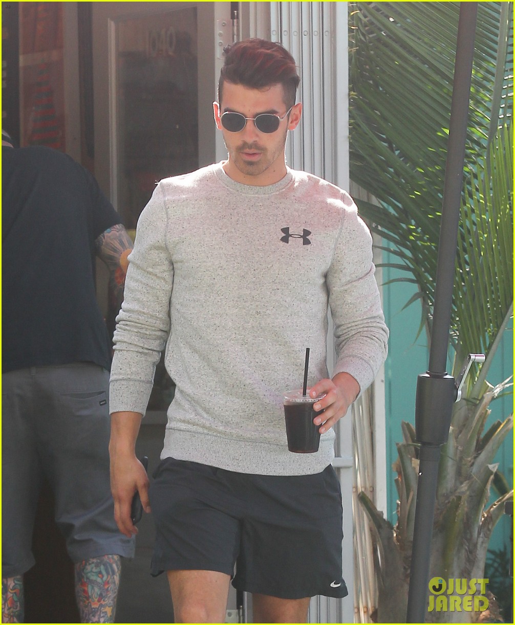 Joe & Nick Jonas Are Open to Collaborating on New Music in the Future!