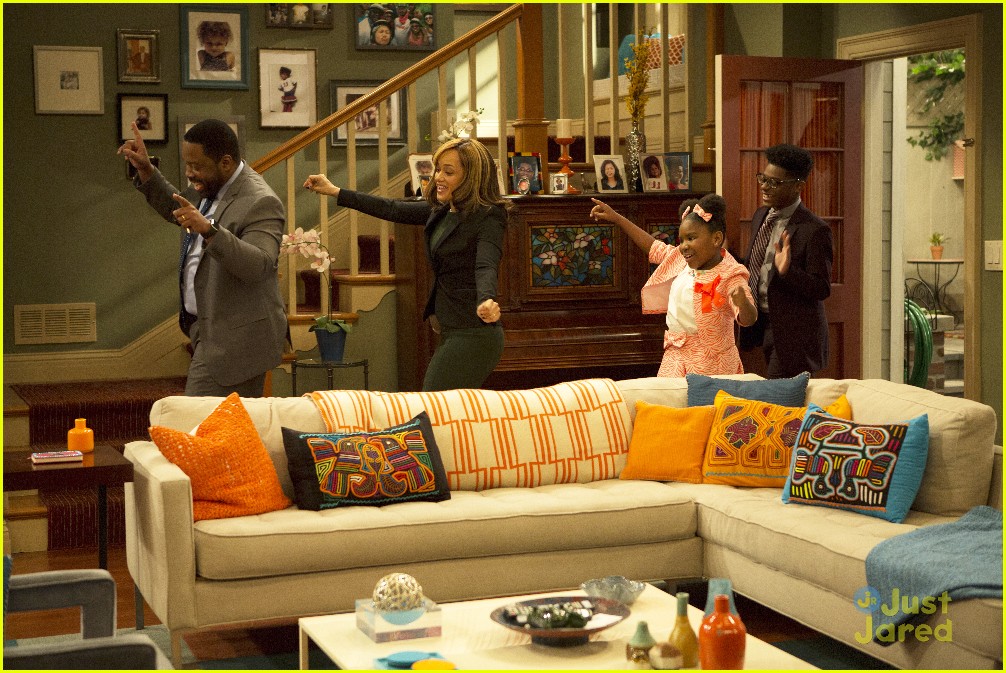 K.C. & Her Family Join The Circus in One-Hour Special of 'K.C. Undercover'