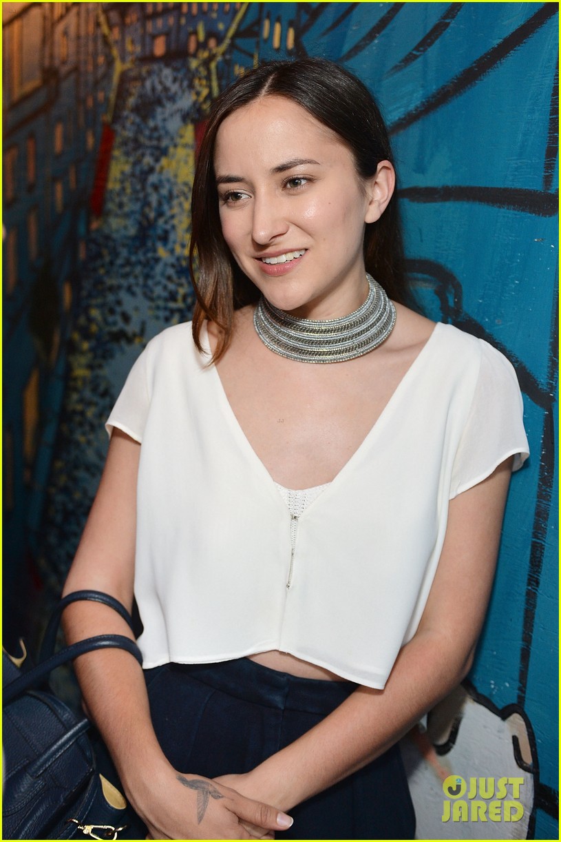 Laura Marano Sings Karaoke at Glamour's AG Denim Dinner