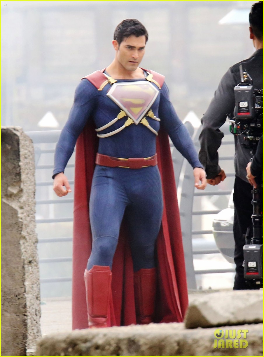 'Supergirl' Exec Producer Weighs In On Tyler Hoechlin's Superman Storyline