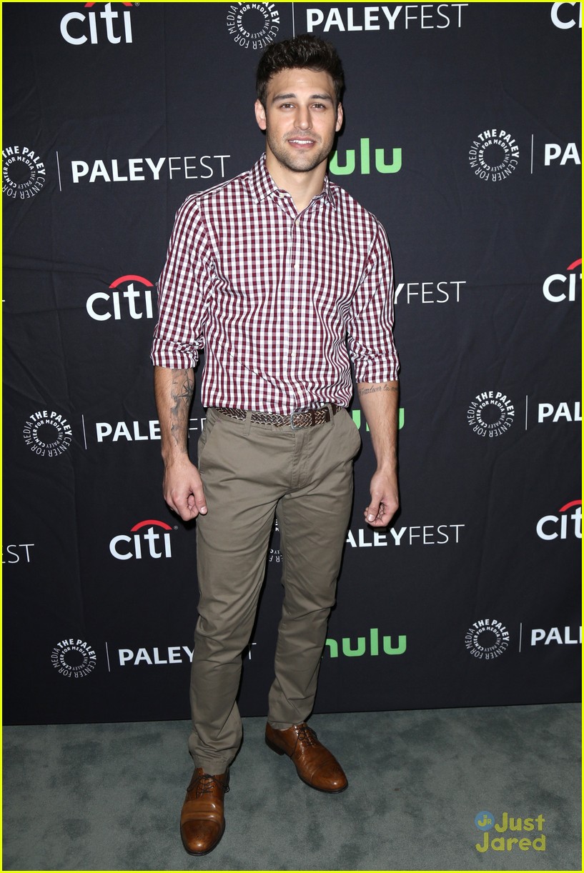 Aimee Teegarden Steps Out For PaleyFest Fall Previews Event 2016