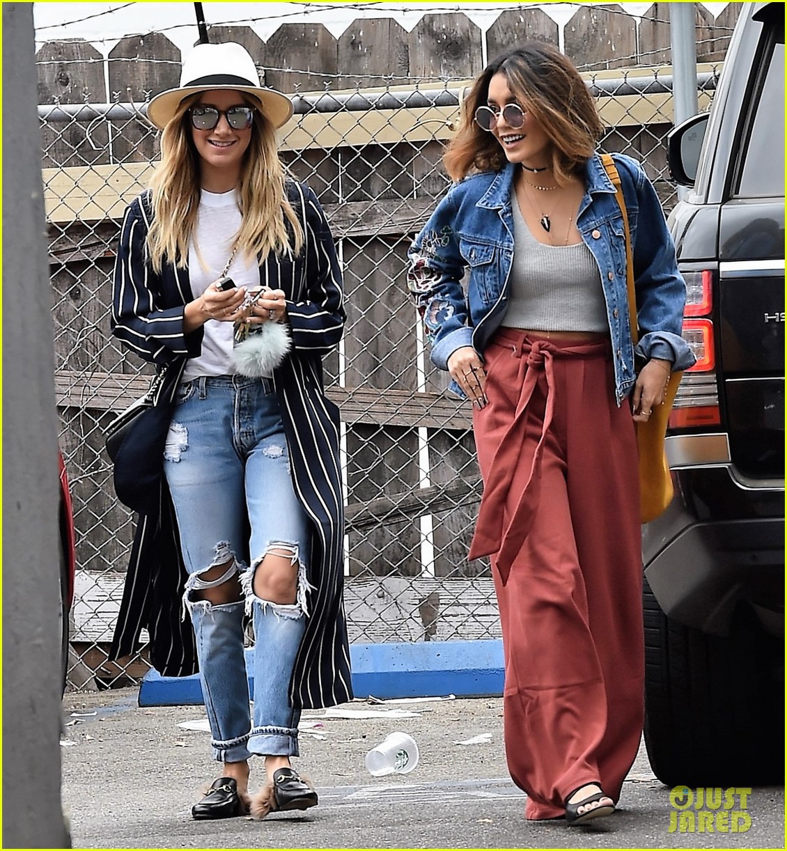 Vanessa Hudgens Spends the Afternoon with BFF Ashley Tisdale!