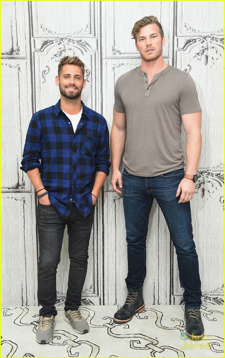Derek Theler & Jean-Luc Bilodeau Dish on New Season of 'Baby Daddy'