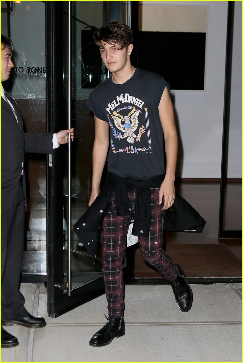 Gigi Hadid Is Gearing Up for New York Fashion Week!