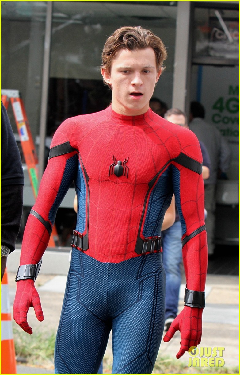 Tom Holland Hits the Streets Filming 'Spider-Man: Homecoming'