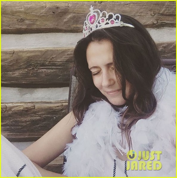 Italia Ricci Celebrates Her Bachelorette Party in Canada!