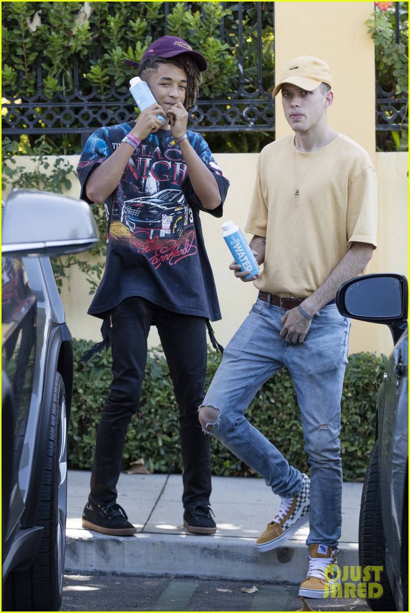 Jaden Smith & Mateo Arias Grab Lunch Together in Los Angeles