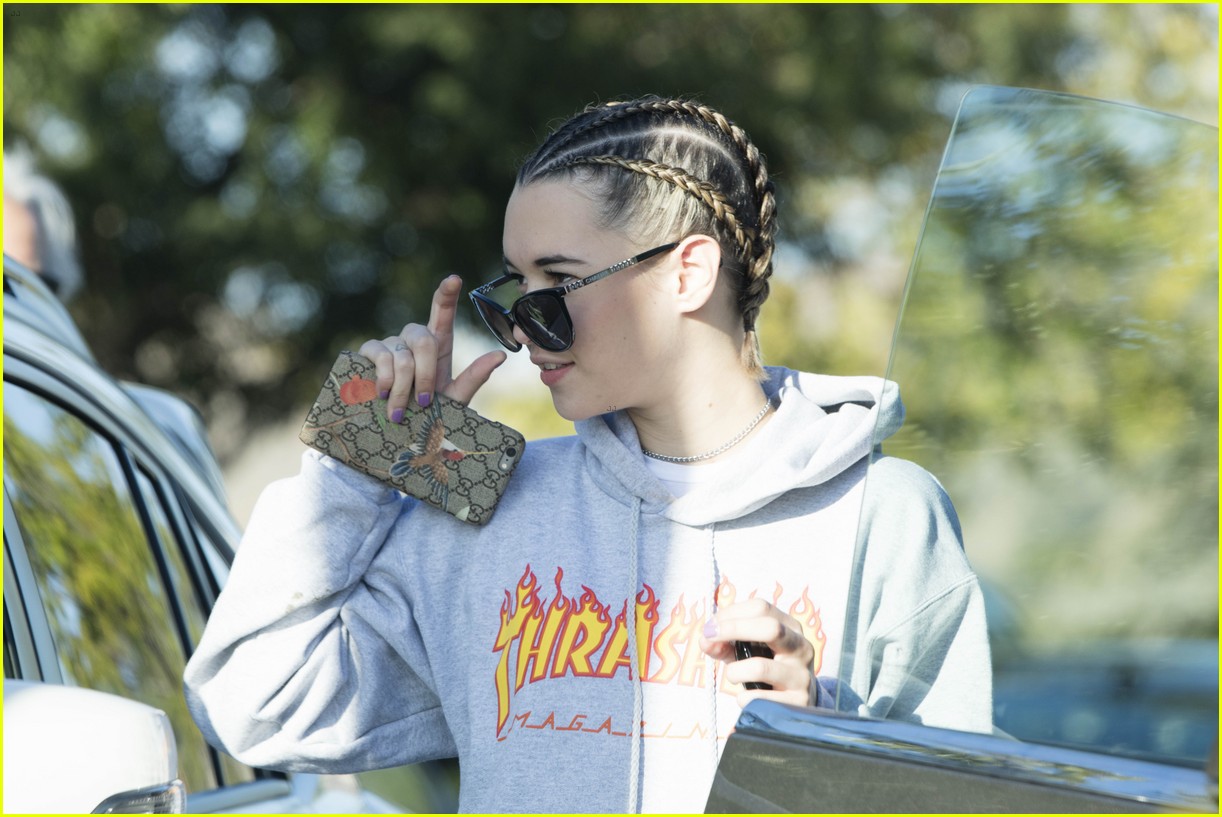 Jaden Smith & Girlfriend Sarah Snyder Share a Sweet Moment