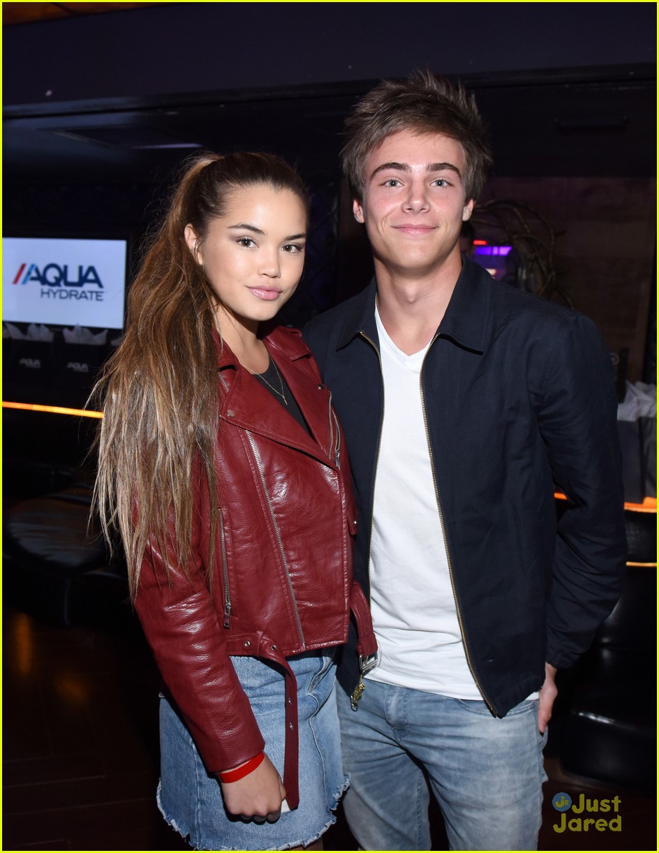 Kelli Berglund & Paris Berelc Reunite For Drake's LA Concert