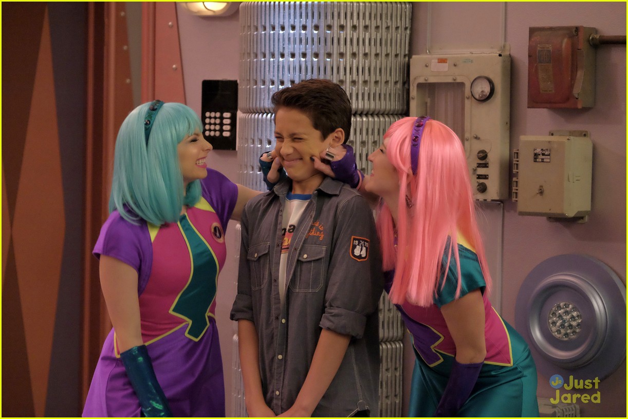 Linda & Heather Invade 'Liv & Maddie: Cali Style' - Watch A Sneak Peek!