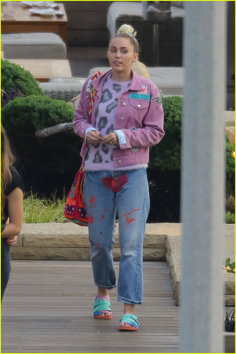 Miley Cyrus Is Excited About Her Team on 'The Voice'