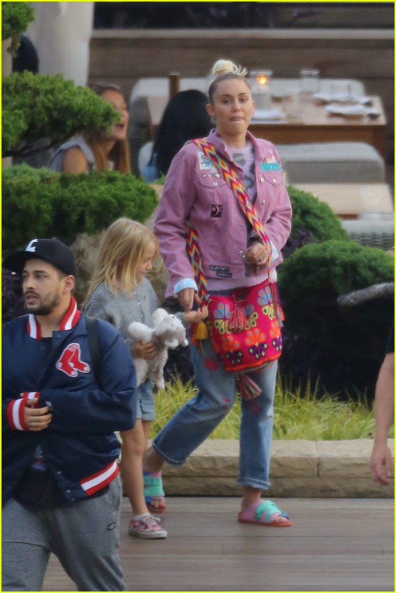 Miley Cyrus Is Excited About Her Team on 'The Voice'