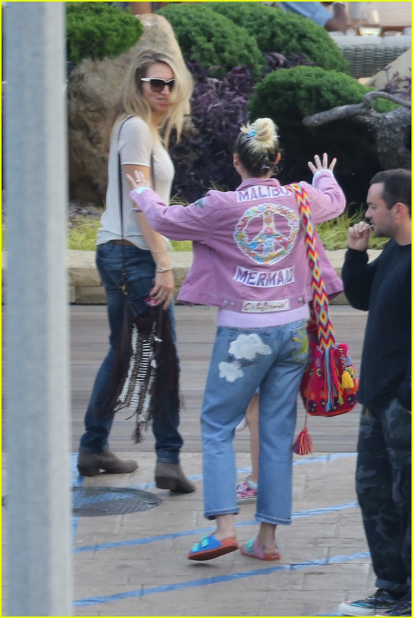 Miley Cyrus Is Excited About Her Team on 'The Voice'