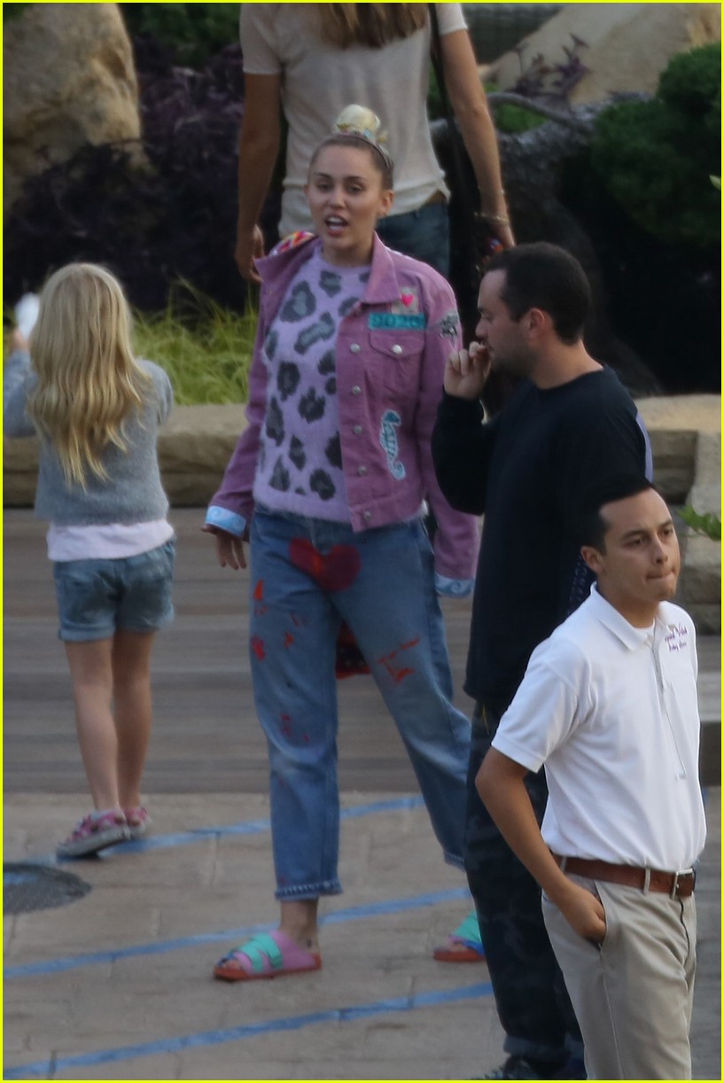 Miley Cyrus Is Excited About Her Team on 'The Voice'