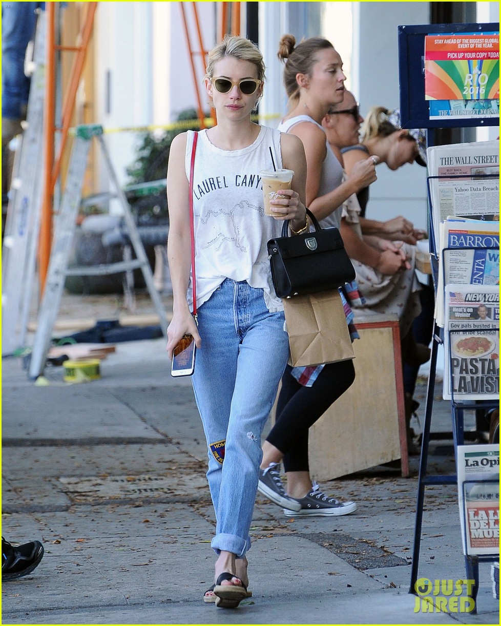 Emma Roberts Calls 'Scream Queens' Co-Star Lea Michele Her 'Work Wife'!