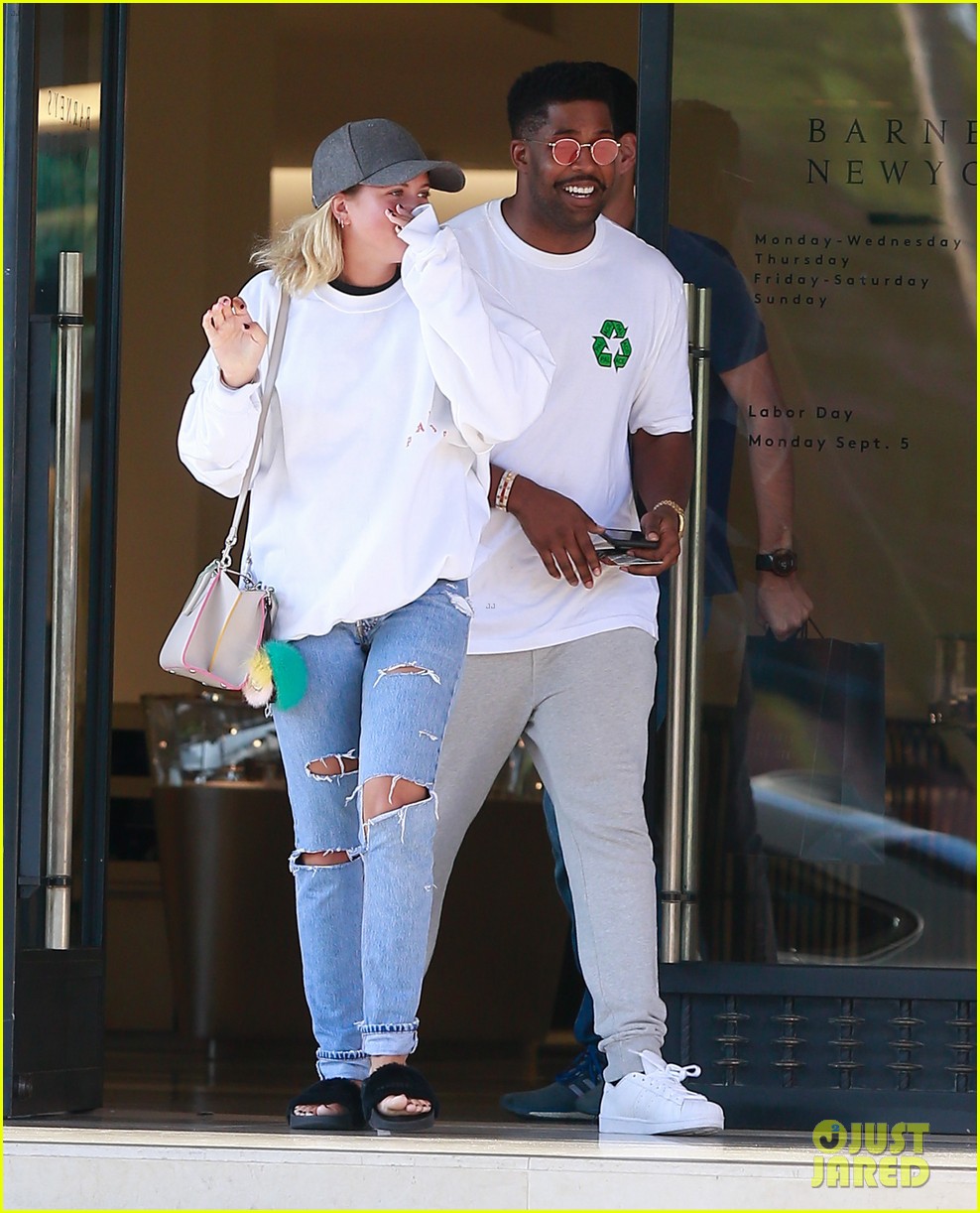 Sofia Richie Does Some Retail Therapy at Barney's New York