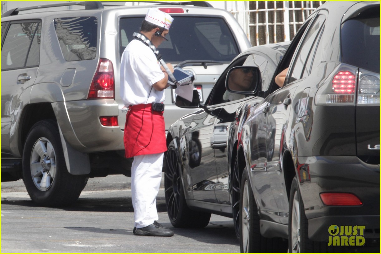 Sofia Richie Spends Her Labor Day Shopping & Eating at In N' Out Burger