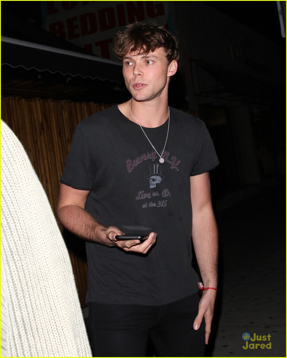 5SOS' Ashton Irwin Escapes The Bubble Wrap After 'Sounds Live Feels Live' Tour Ends