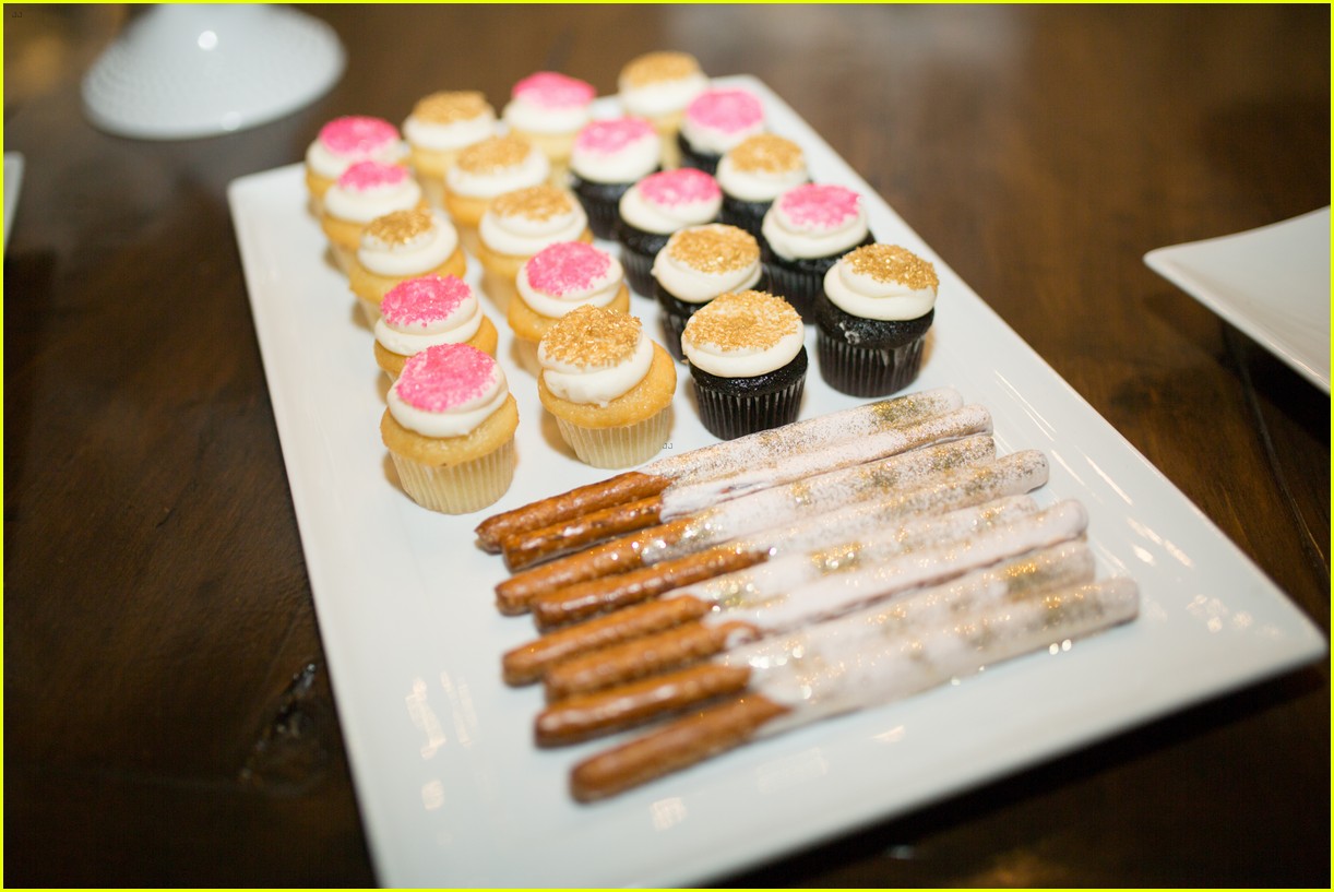 Bailee Madison Celebrates 17th Birthday With Girly Pajama Party!