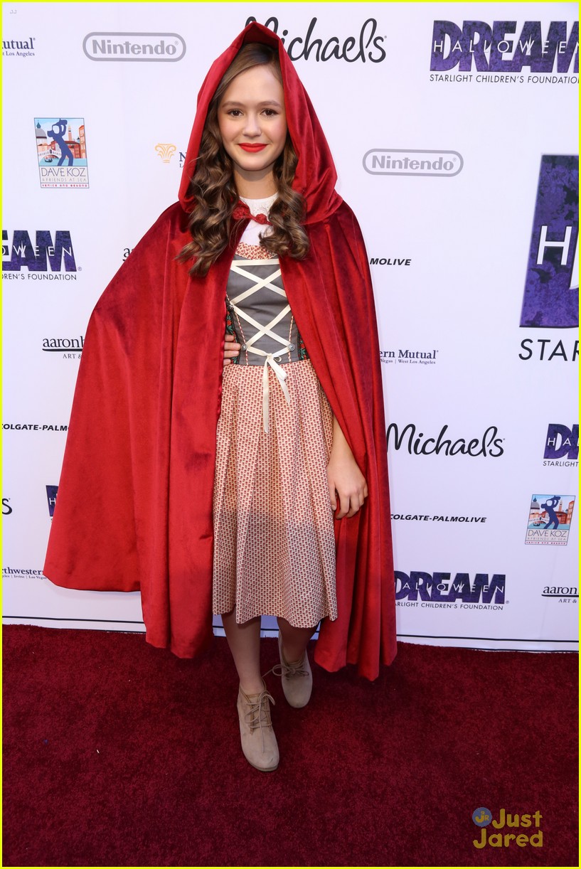 Starlight's Dream Halloween 2016 - See All The Creative & Cool Costumes!