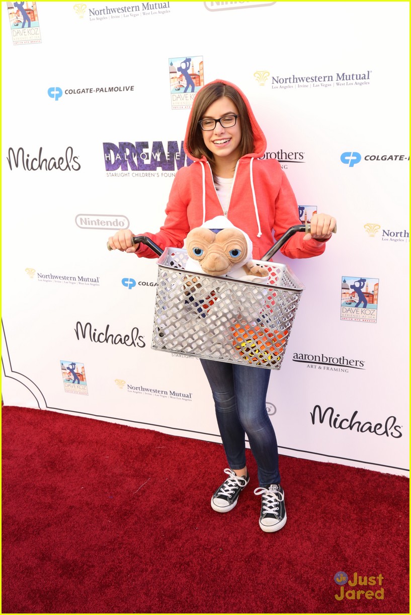 Starlight's Dream Halloween 2016 - See All The Creative & Cool Costumes!