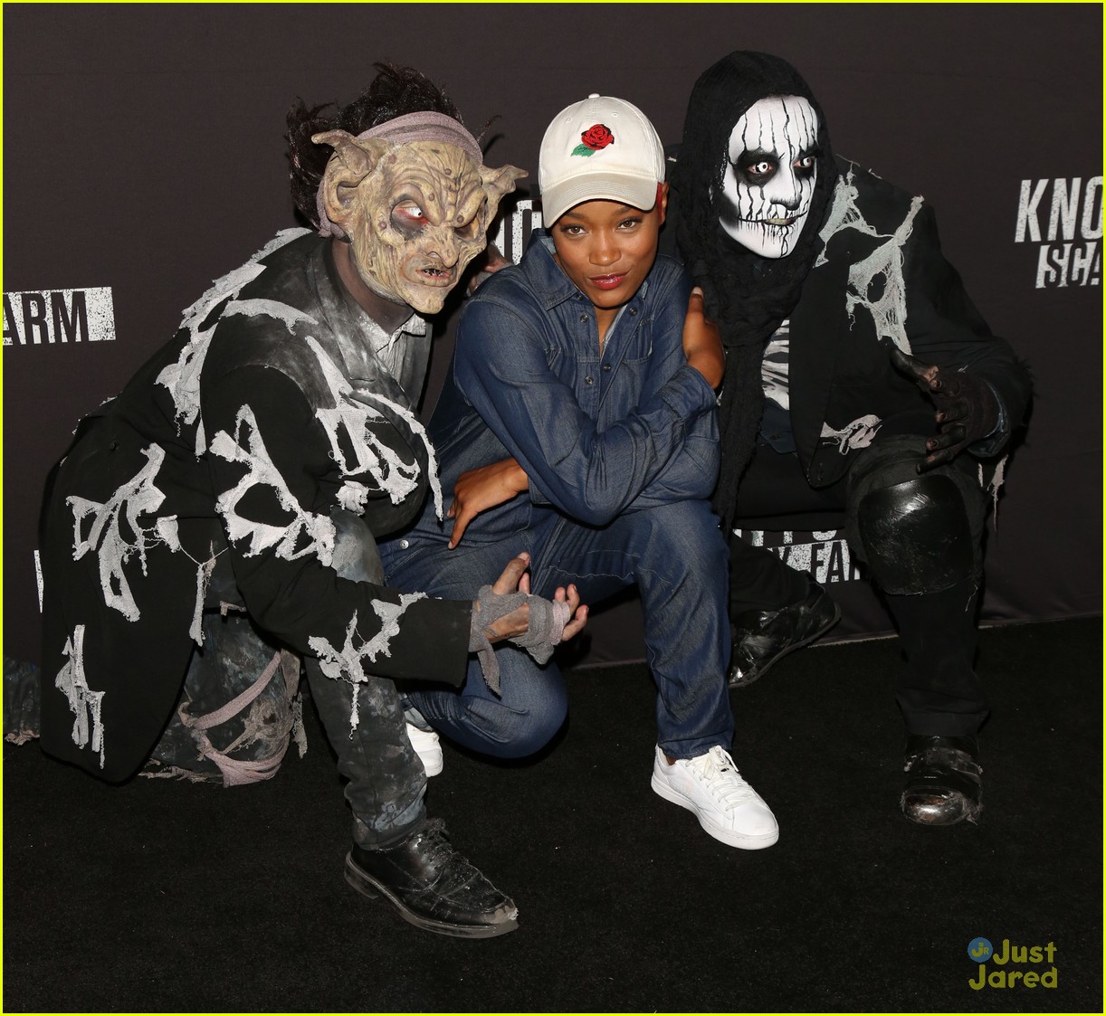 Vanessa Hudgens & Austin Butler Couple Up For Knott's Scary Farm 2016