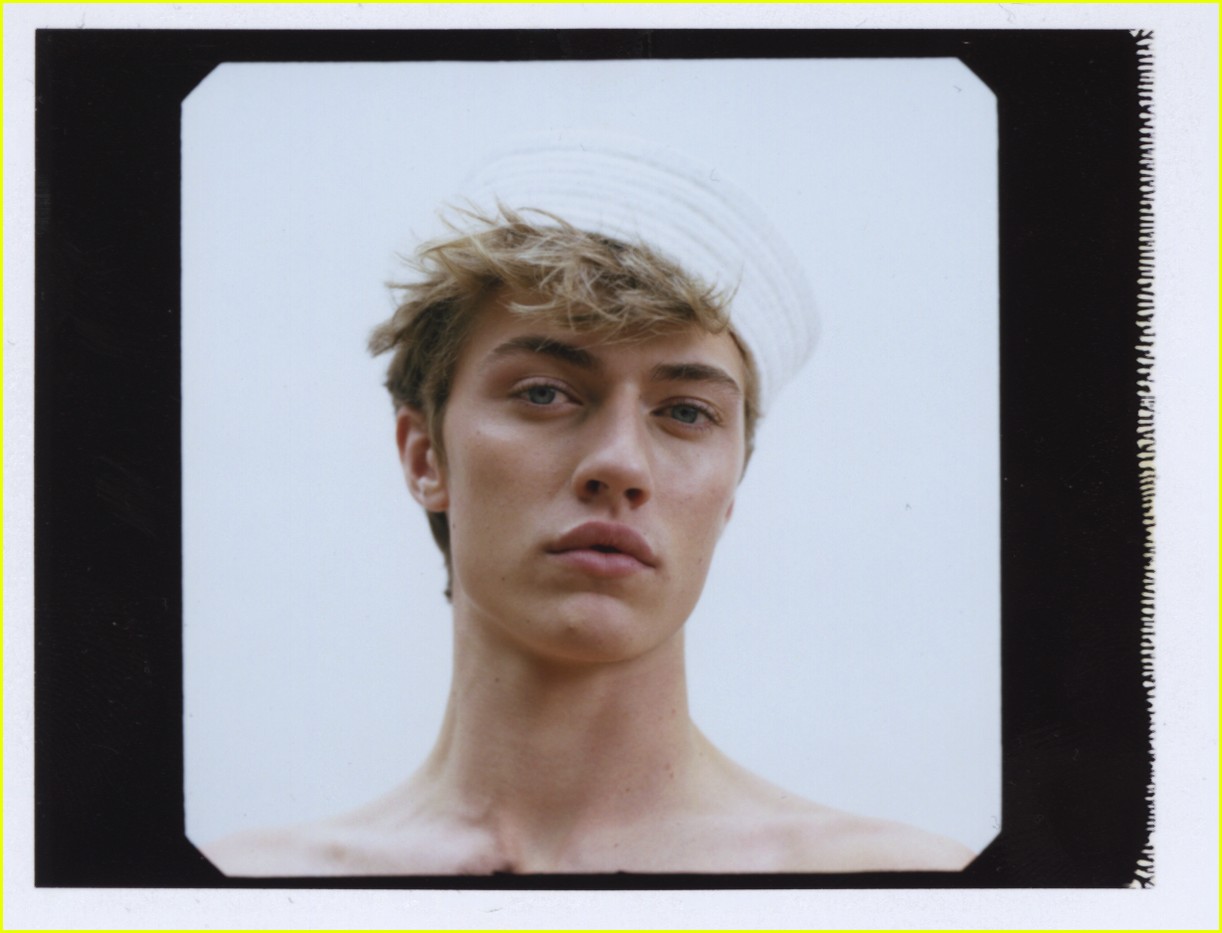 Lucky Blue Smith Still Doesn't Feel Famous