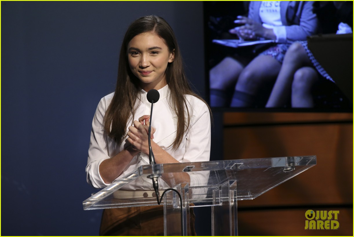Rowan Blanchard & Yara Shahidi Spend Time With First Lady Michelle Obama!