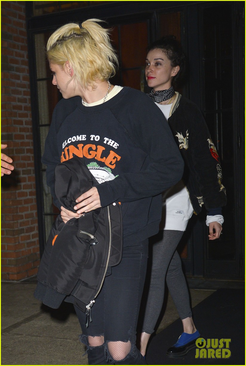 Kristen Stewart Has Night Out With Rumored Girlfriend St. Vincent & Stella Maxwell