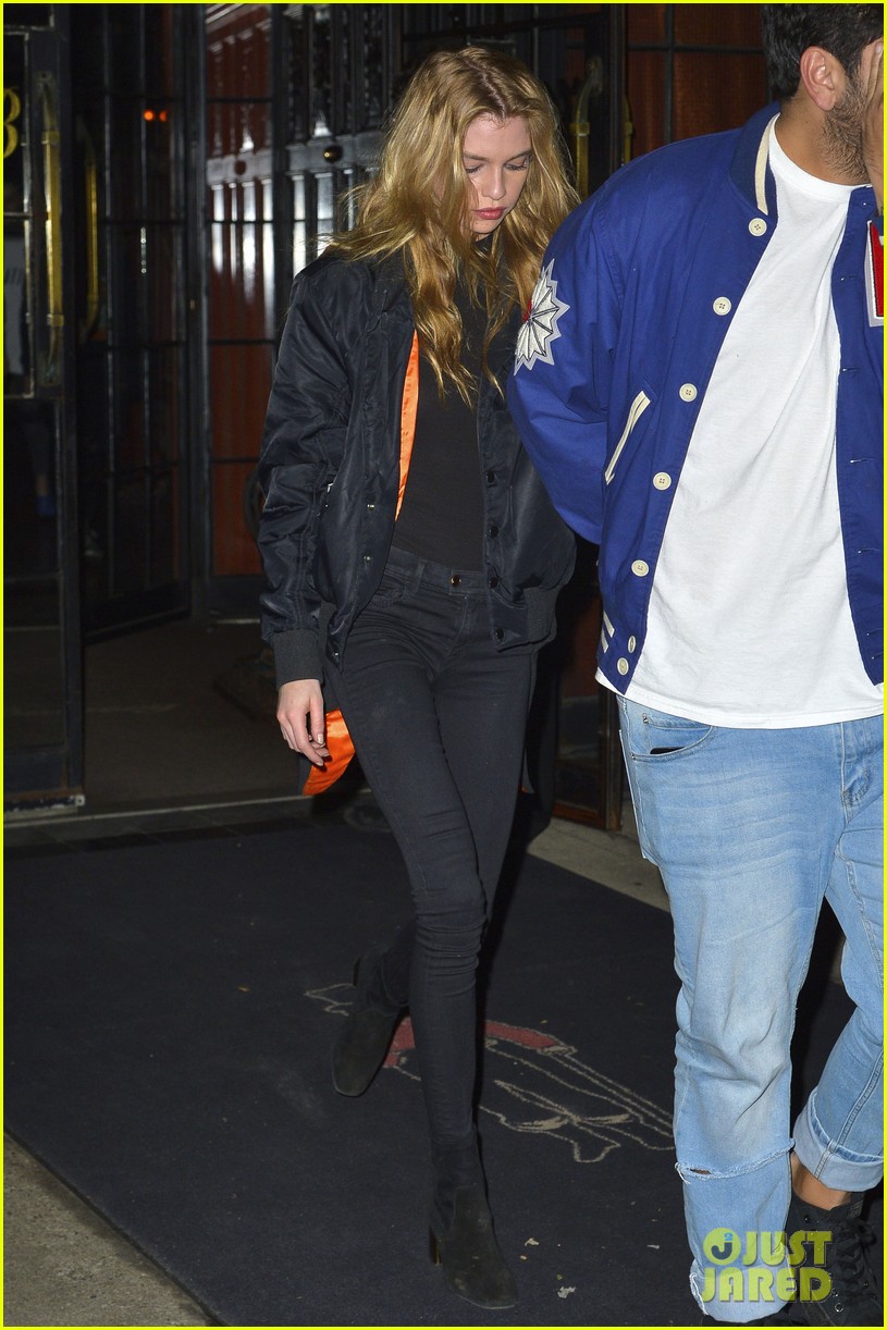 Kristen Stewart Has Night Out With Rumored Girlfriend St. Vincent & Stella Maxwell