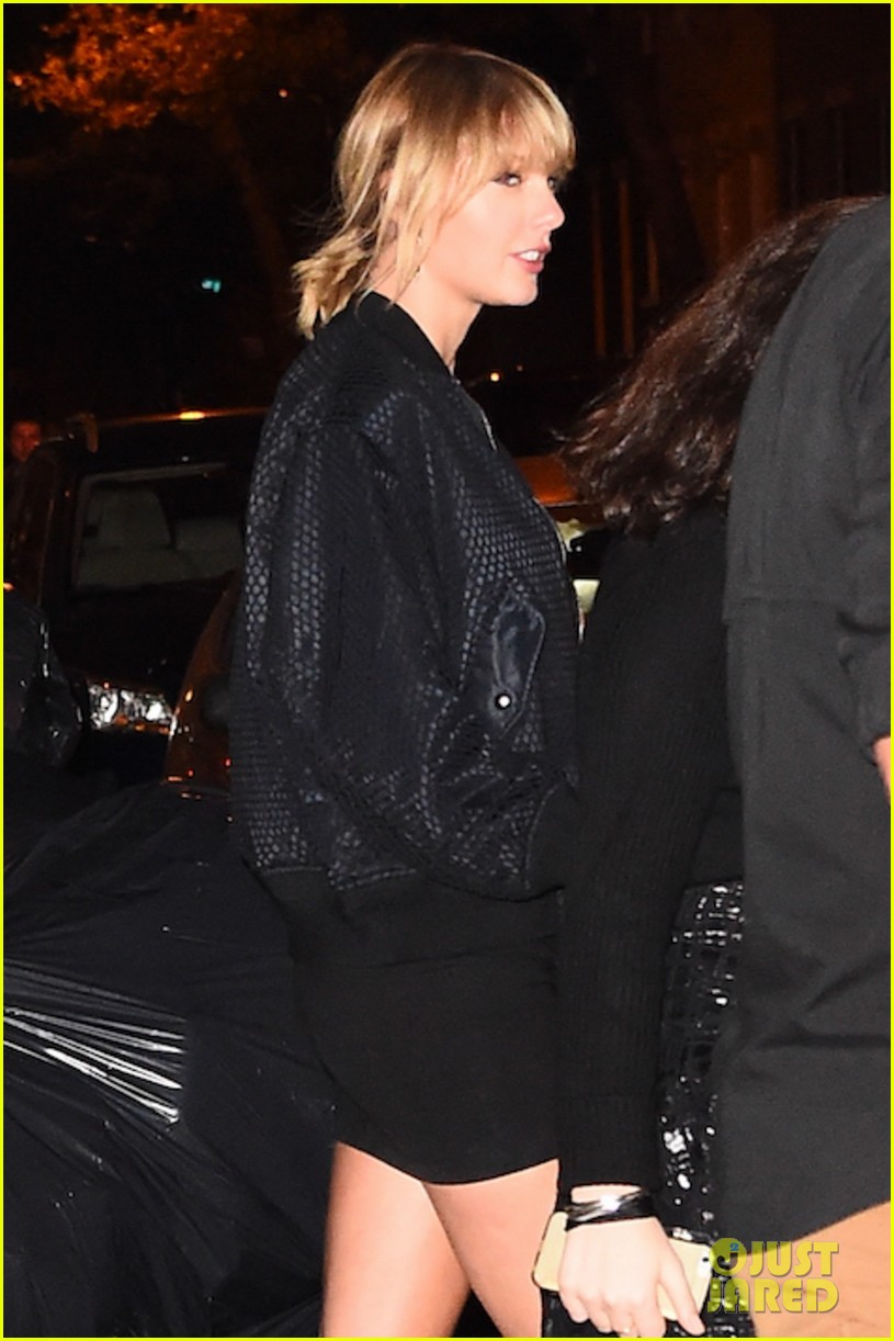 Taylor Swift is Joined by Lorde, Cara Delevingne, & More Friends at Kings of Leon Show in NYC!