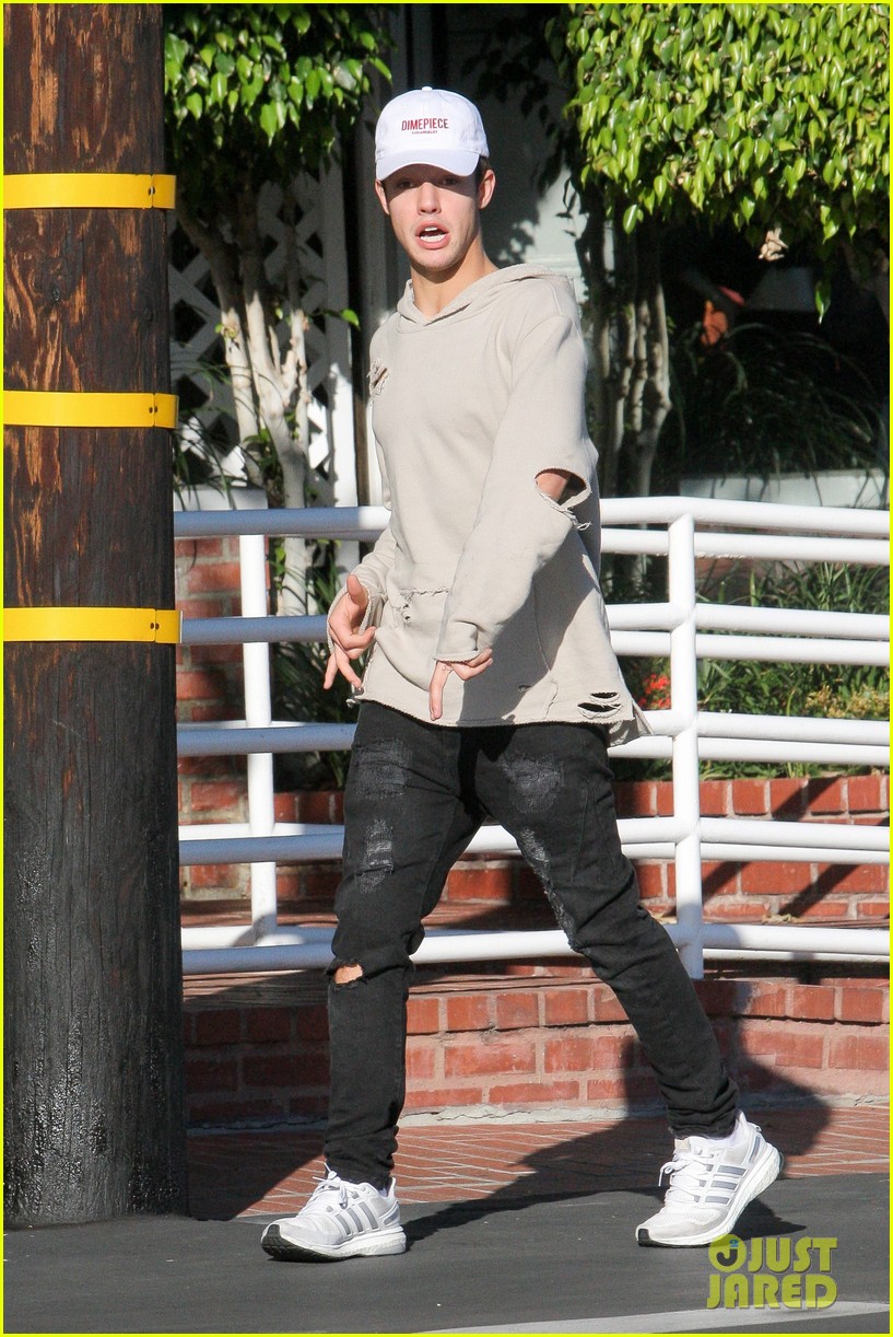 Cameron Dallas Opens Up About Sofia Richie Relationship Rumors