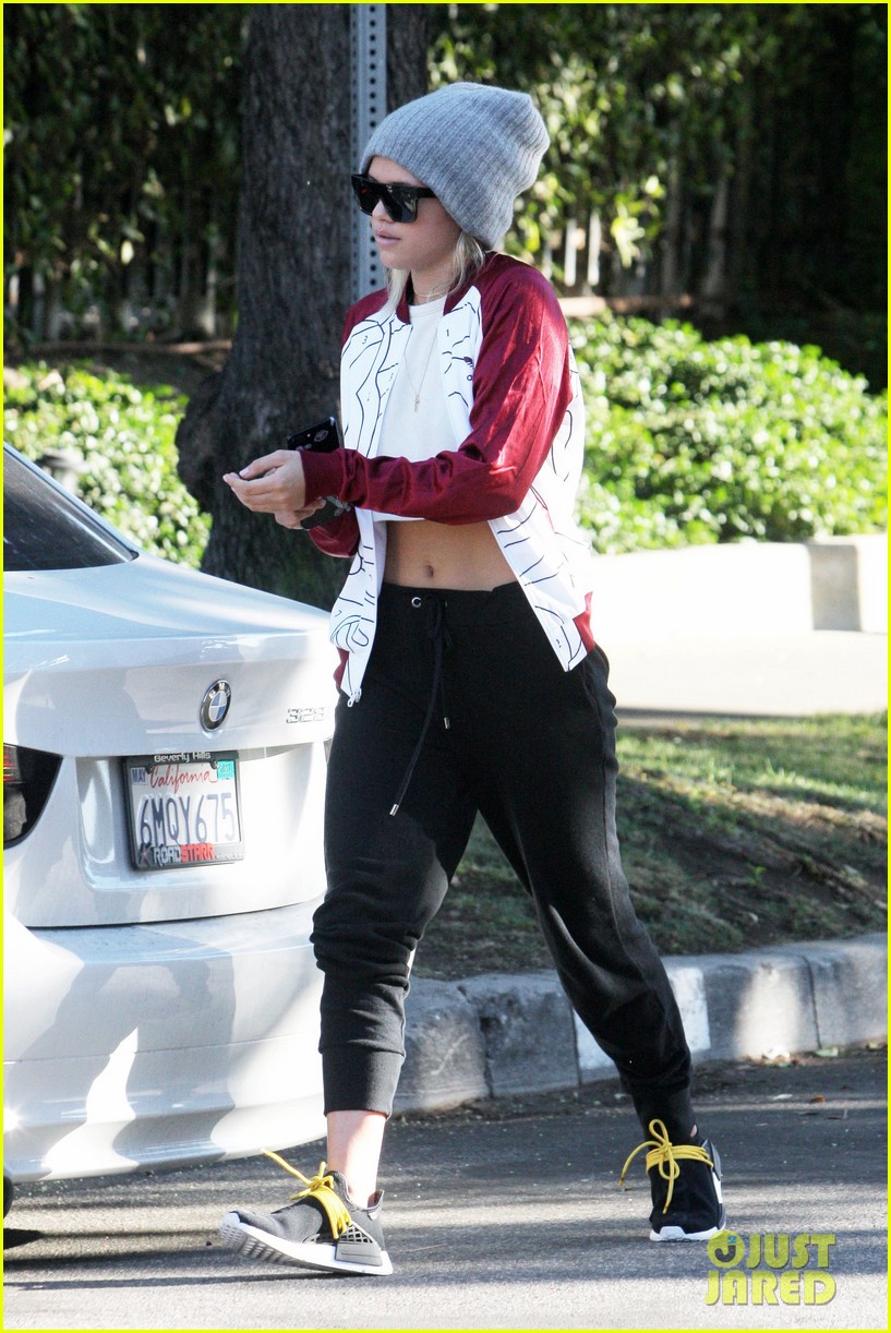 Cameron Dallas Opens Up About Sofia Richie Relationship Rumors