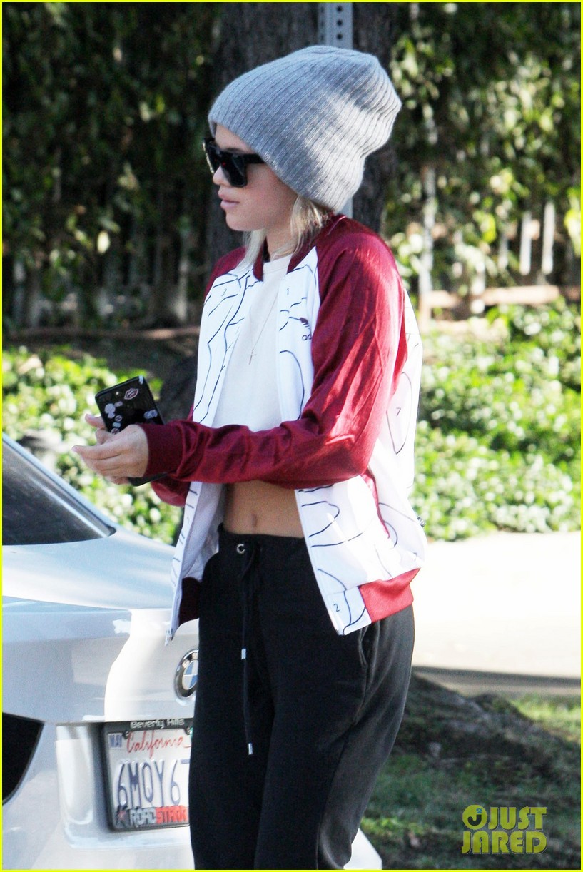 Cameron Dallas Opens Up About Sofia Richie Relationship Rumors