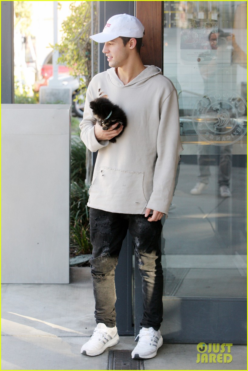 Cameron Dallas Opens Up About Sofia Richie Relationship Rumors